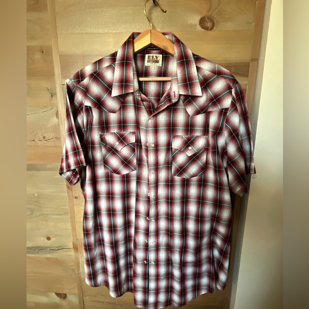 Ely Cattleman Red Plaid Pearl Snap Short-Sleeve Western Styled Shirt